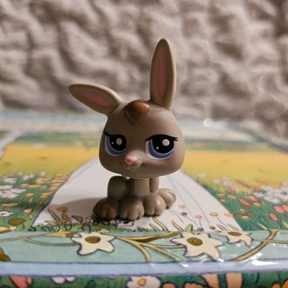 ★ Littlest Pet Shop Rabbit #1333 Generation 3 ★